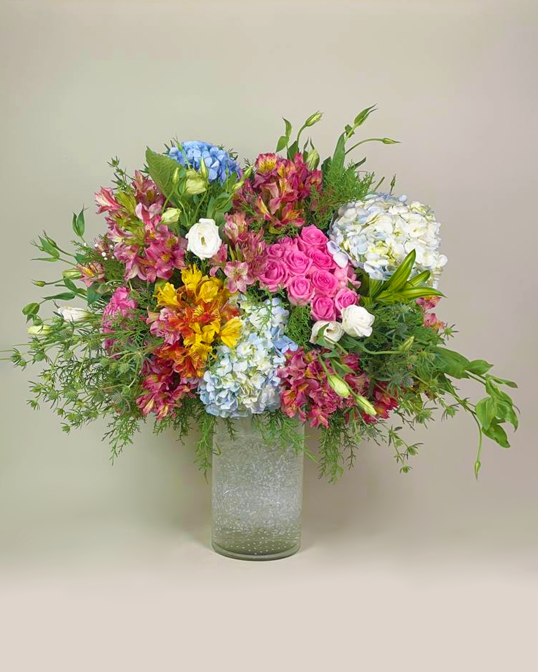 Elysian Bloom Vase Arrangement ๐ฟ๐ธ๐ผ